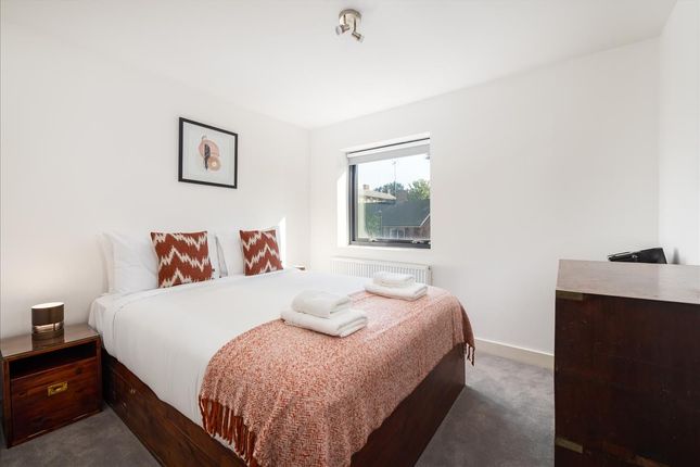 Detached house to rent in Sandmere Road, Clapham, London