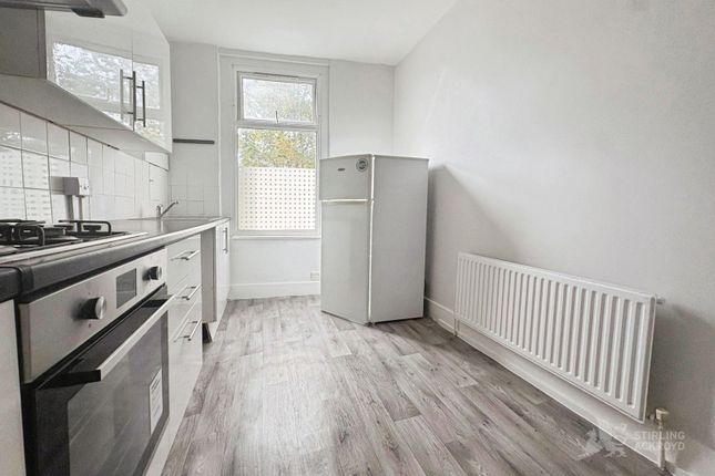 8a, Lower Addiscombe Road, Croydon photo 3