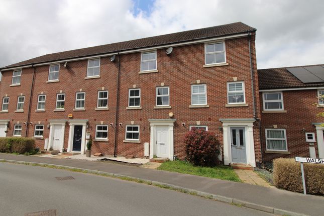Thumbnail Town house for sale in Walsh Road, Bramley, Tadley