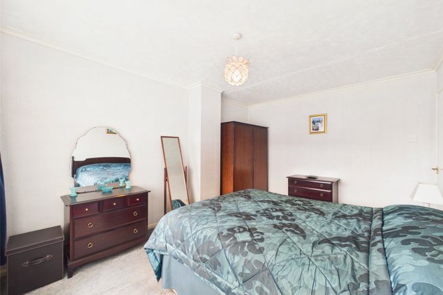 3, Goodmoor Crescent, Gloucester photo 3