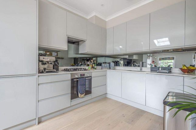 Flat for sale in Fassett Road, Kingston Upon Thames