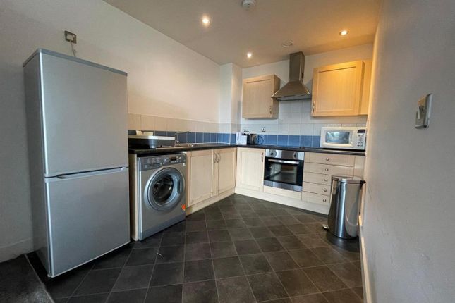 Apt 607, Chatsworth House, Manchester photo 5