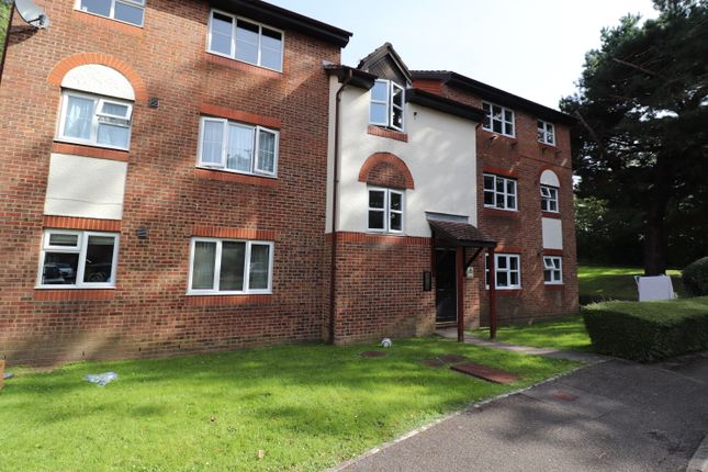 Studio to rent in Nutfield Court, Southampton