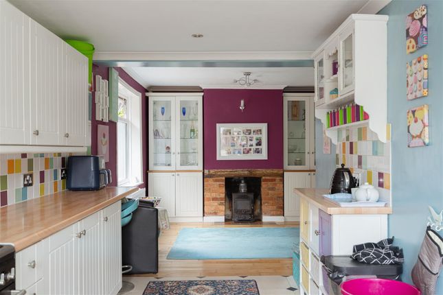 October Cottage, Horsham Road, Dorking photo 4