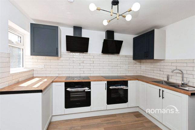 Room 5, 108, Ash Road, Hampshire photo 4