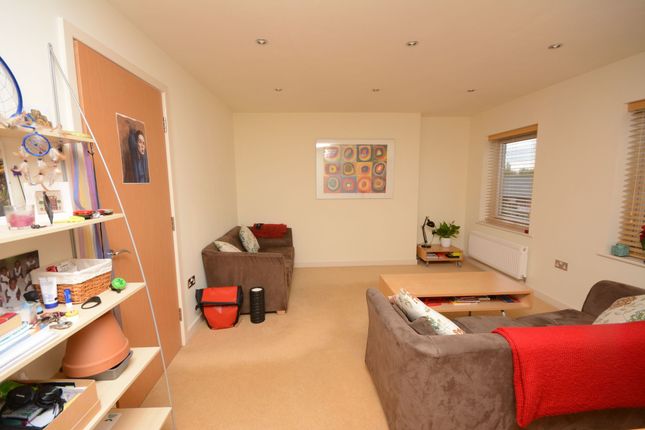 Apt 25, Romulus House Olympian Court, York photo 4