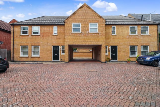 1-bed flat on 1, Osborne Court, Cambs, £980/mo