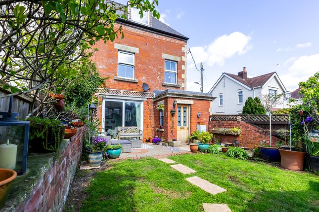 End terrace house for sale in Cainscross Road, Stroud