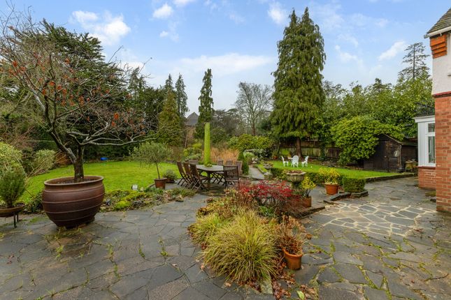 102, Uxbridge Road, Harrow Weald photo 2