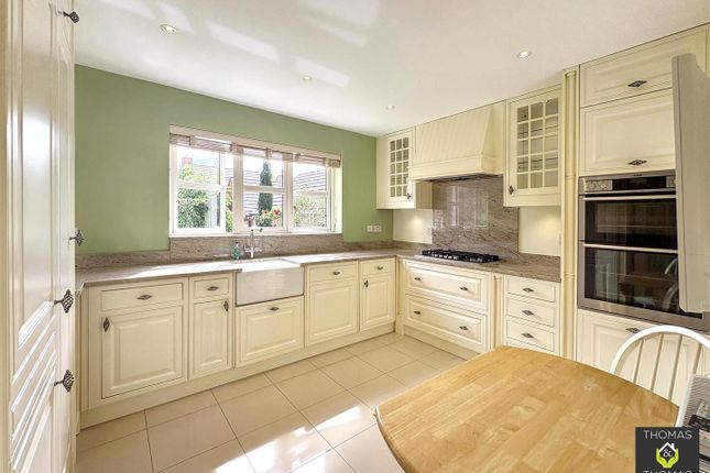 28, Dancers Hill, Gloucester photo 5