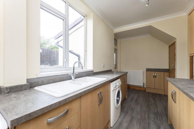 39, Helena Street, Leeds photo 4