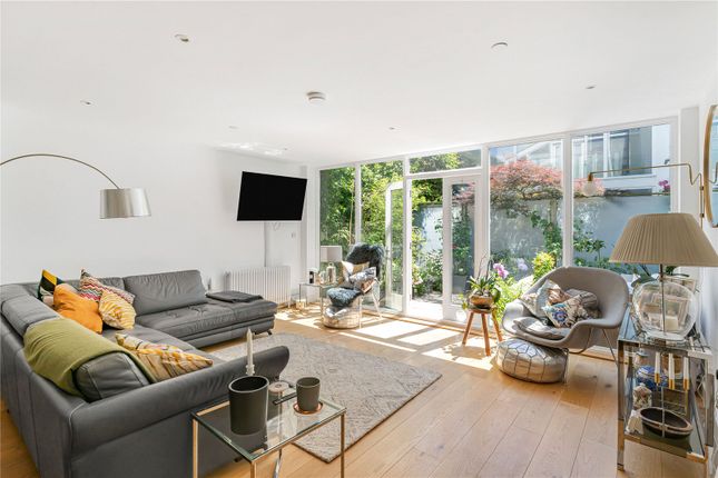 Flat 2, 53, Northfield Road, London photo 4