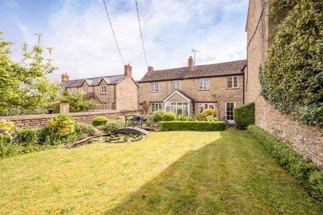 Thumbnail Cottage for sale in Castle Road, Wootton, Woodstock