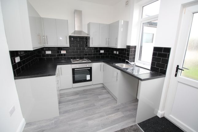 18, Houghton Road, Rotherham photo 2