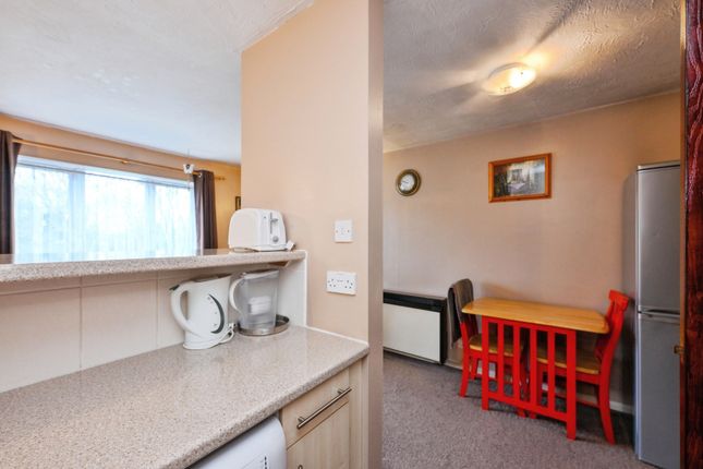 153, Maltby Drive, Enfield photo 4
