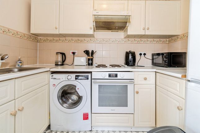 Flat 16, 148, Hill Lane, Southampton photo 2