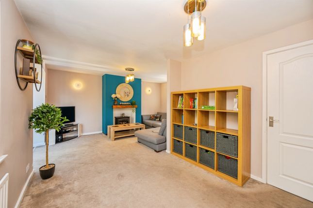 1, Millcroft Way, Rugeley photo 4