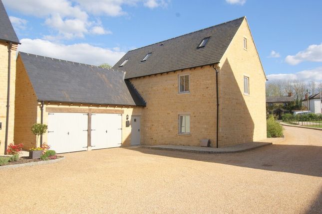 Thumbnail Detached house to rent in The Elms, Silverstone, Northants