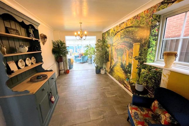 4a, Sandringham Way, Peterborough photo 4