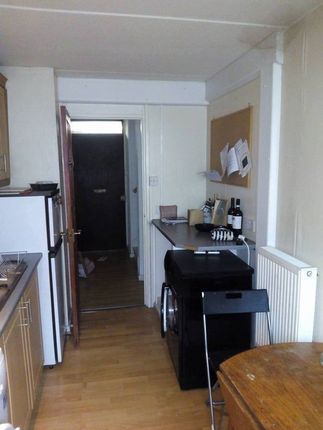 Room to rent in Charlotte Despard Avenue, London
