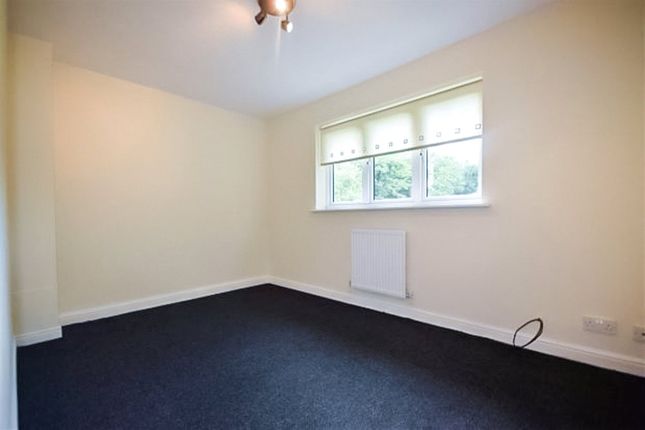 8, Tideway Close, Salford photo 4
