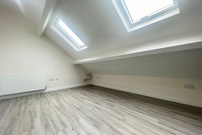 80B, Sheffield photo 5