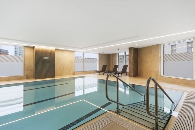 Flat for sale in River Gardens Walk, London