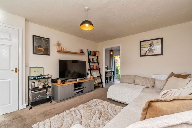 26, The Ridings, Cannock photo 4