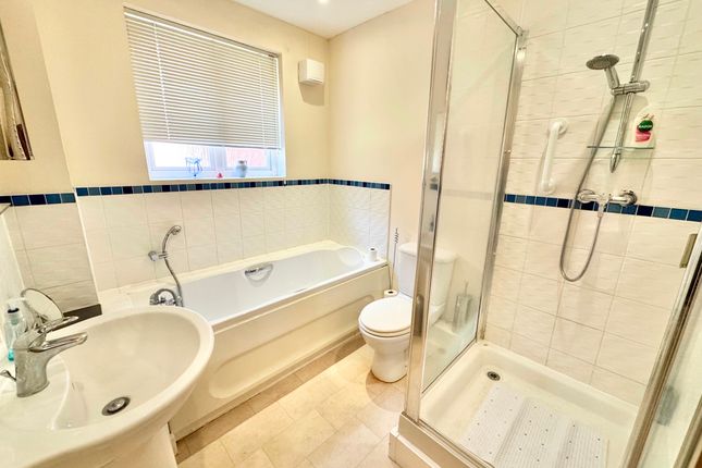 13 Mariners Wharf, Newhaven photo 4
