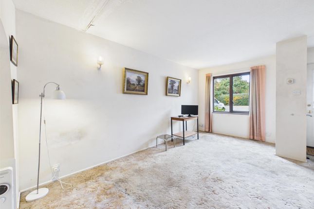 Greystoke Drive, Ruislip photo 4