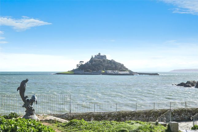 Terraced house for sale in North Street, Marazion, Cornwall