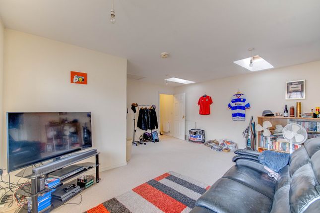 Maisonette for sale in Railway Walk, Bromsgrove, Worcestershire