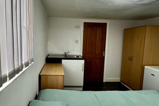 94, Gillott Road, Birmingham photo 2