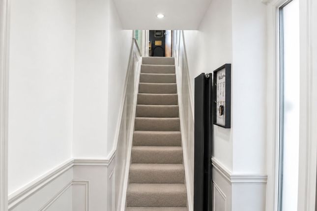 140 Bowhill Grove, Leicester photo 2