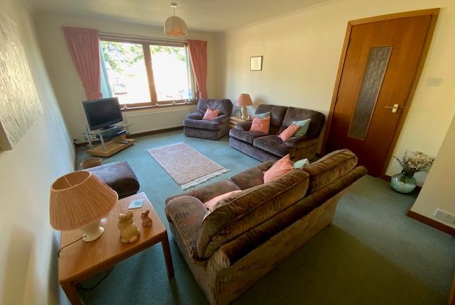 16, Watts Gardens, Cupar photo 2