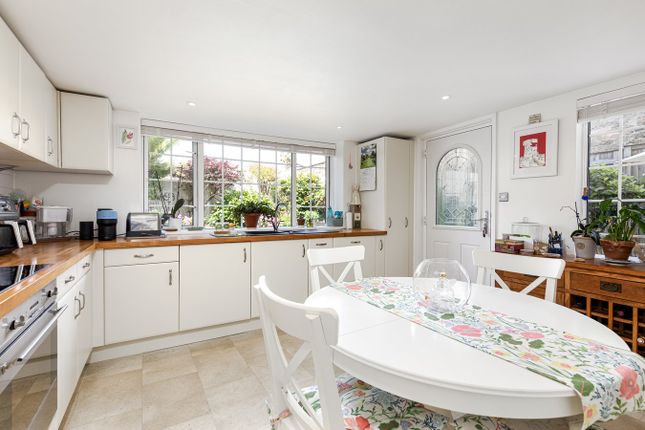 Flat 1, 7 Raleigh Avenue, St Helier photo 2
