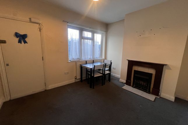 Thumbnail Flat to rent in Cheseman Street, London