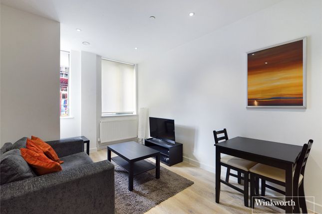 Flat 210,, Garrard House, Reading photo 4