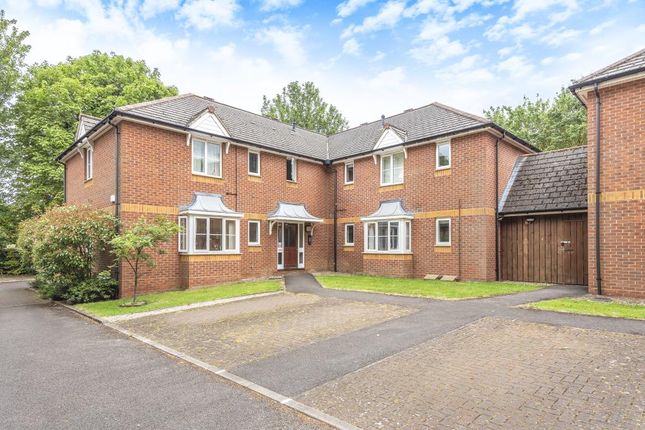 Flat to rent in The Sycamores, Headington