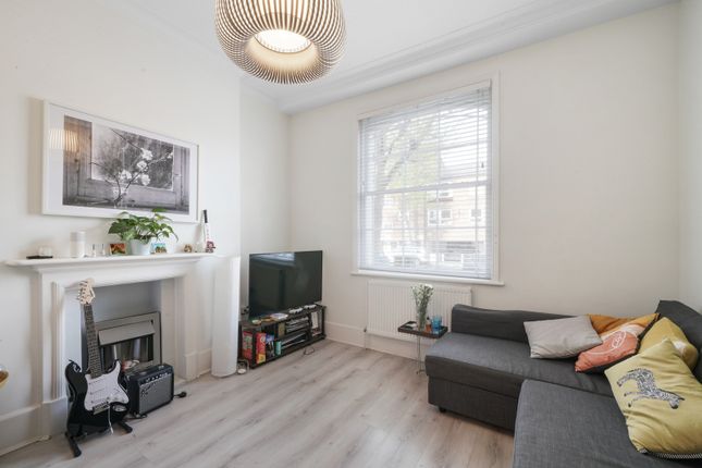 Flat to rent in Cunningham Place, St John's Wood