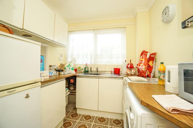 Flat for sale in Linton Court, Linton Road, Hastings