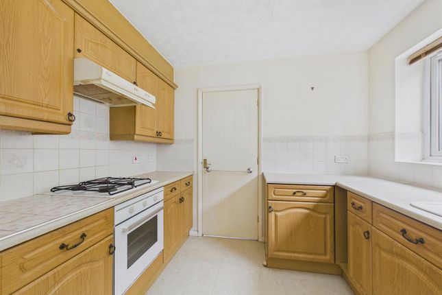 12, Spindle Road, Malvern photo 3
