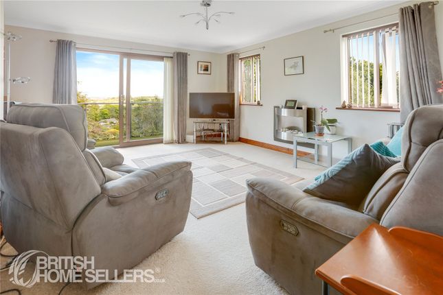2 Dunstan Meadows,, Merritts Hill, Redruth photo 4