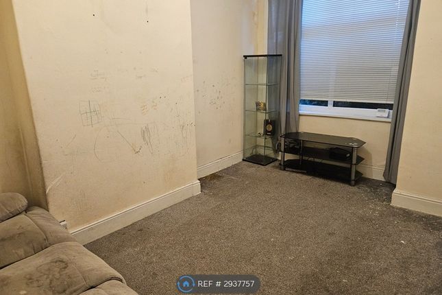 Ecclesburn St, Leeds photo 3