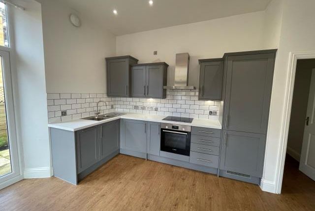 Apartment 1 The Chestnuts, Spring Street, Chipping Norton photo 3