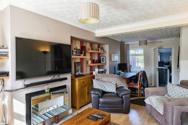 309, Baddow Road, Chelmsford photo 2