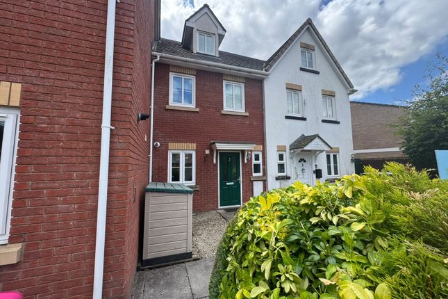 3 Bedroom House in NP44 3FJ