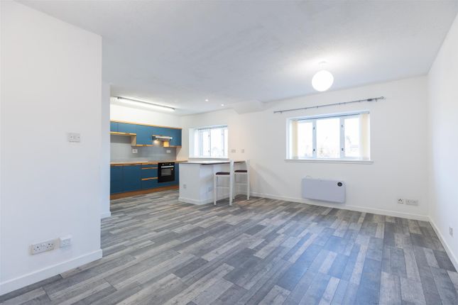 Maisonette for sale in Highmill Court, Dundee