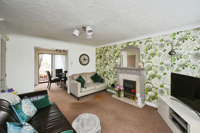 87, Carter Lane East, Alfreton photo 2