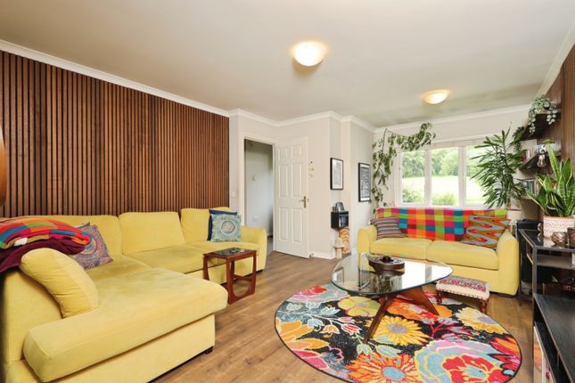 2, Glenlyon Place, Glasgow photo 3